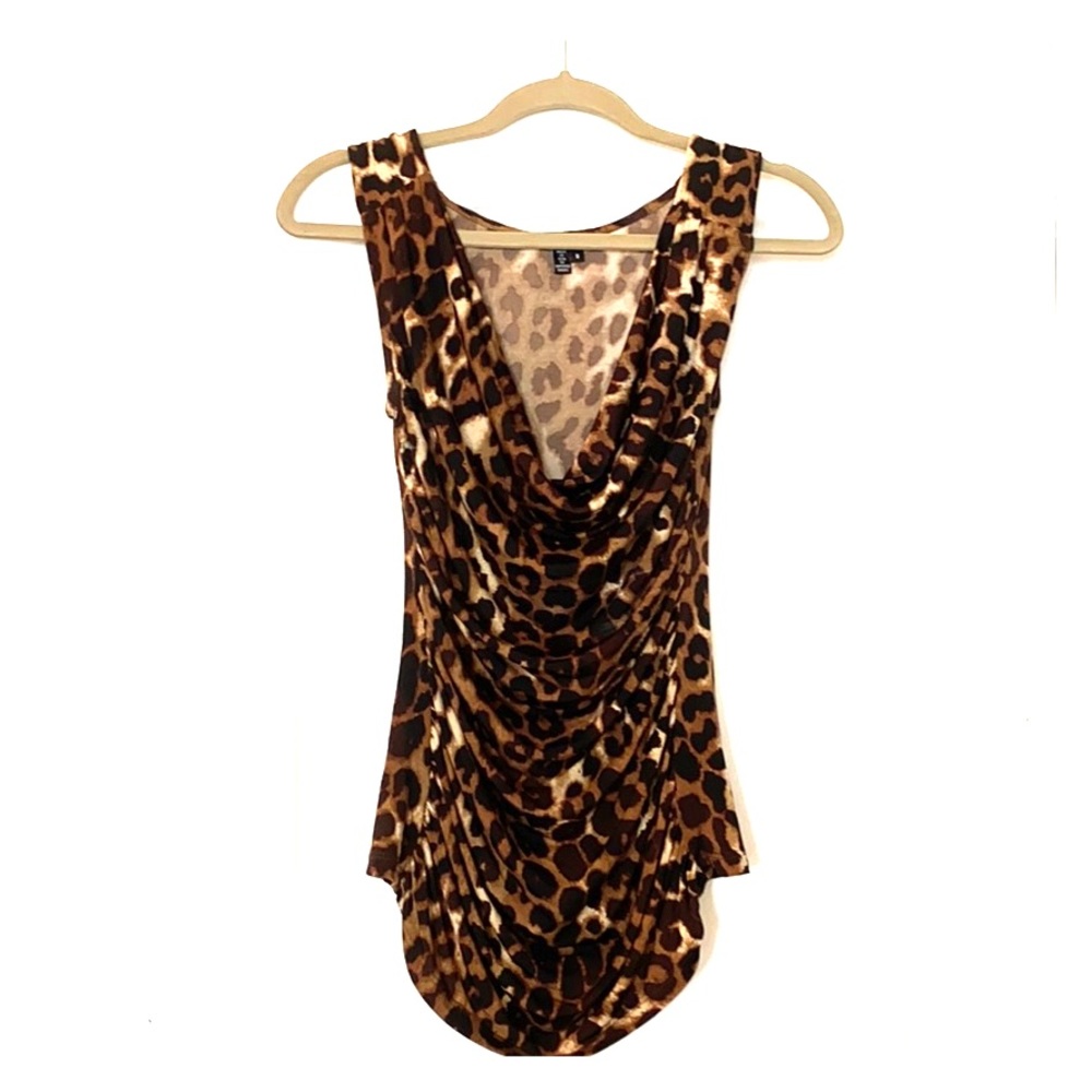 XOXO leopard print sleeveless blouse